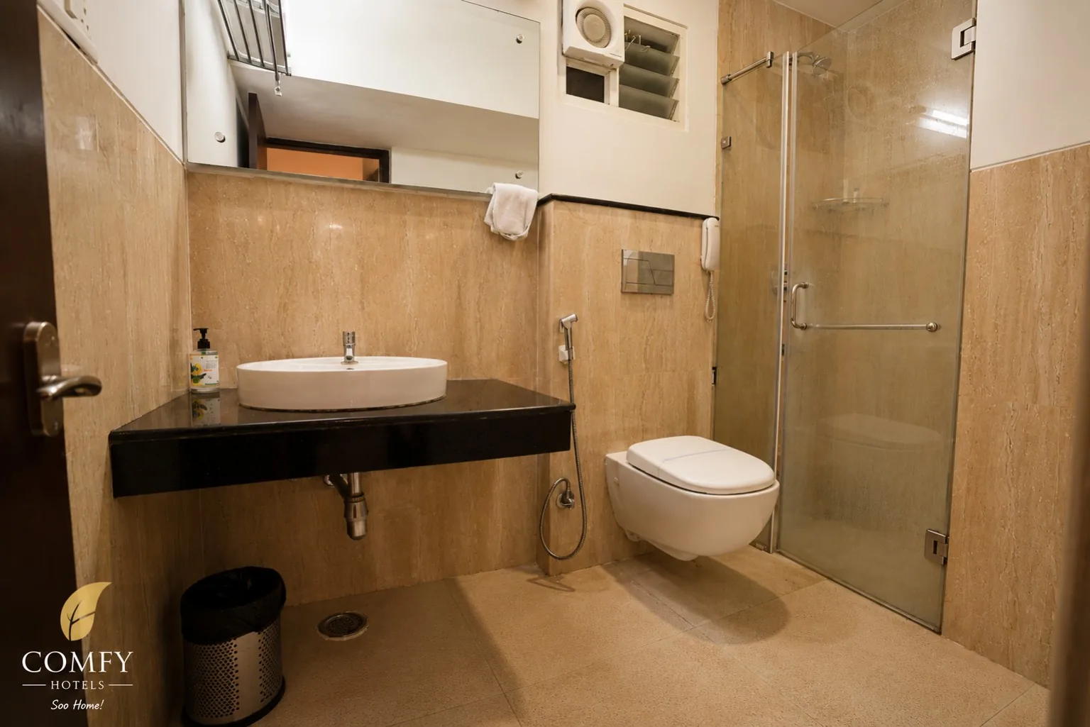 Bathrooms photo 5